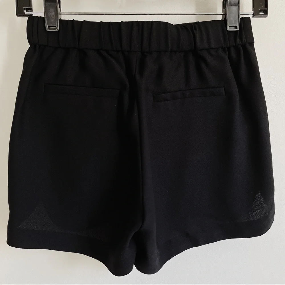 Madewell Drapey Pull-On Shorts in True Black Women’s XXS